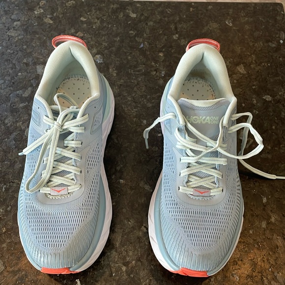 Hoka women’s sneakers, size 8.5 - Picture 1 of 6